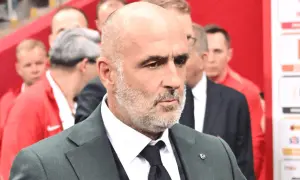 Ile zarabia selekcjoner reprezentacji Polski? Szokujące kwoty ujawnione