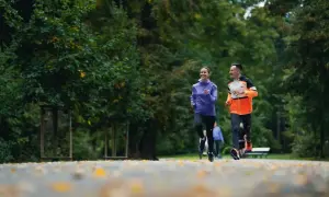 Jak zaczynać bieganie: proste kroki, które ułatwią start w bieganiu