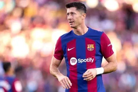 Ile zarabiają piłkarze Barcelony? Zaskakujące kwoty i porównania