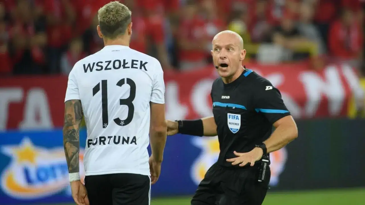 Zdjęcie Ile zarabia sędzia piłkarski w 3 lidze? Zaskakujące fakty o pensjach